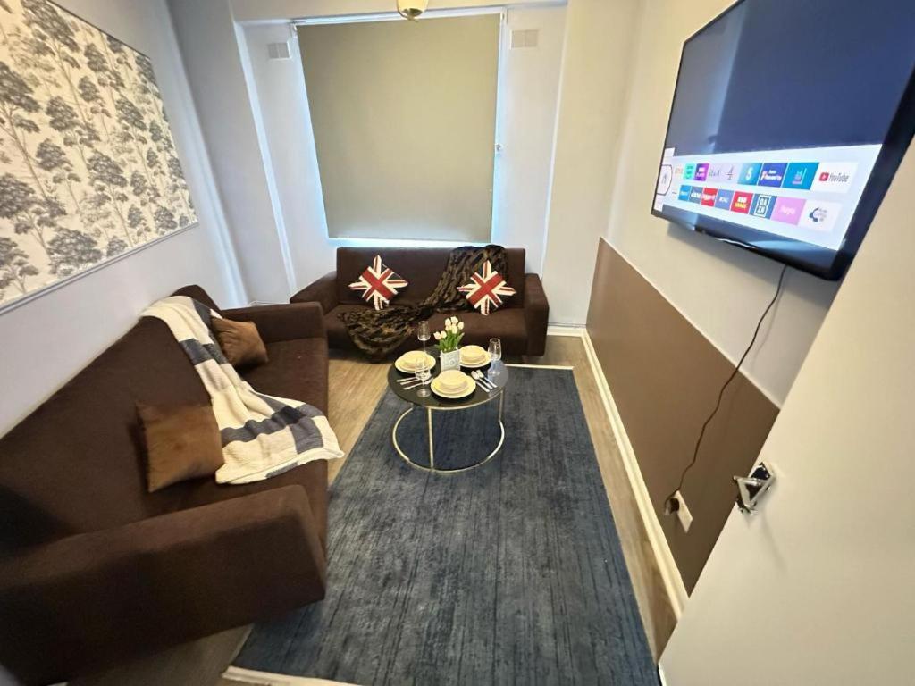 Three Bedroom Beautiful